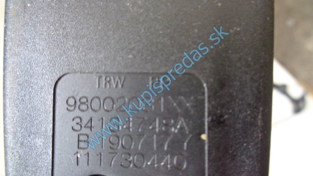 pravý zadný zapínač pásu na peugeot 308 T9, sw, 98002031